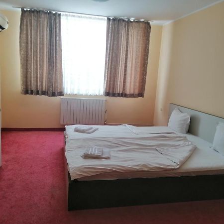 Hotel Panorama Gabrovo Kültér fotó