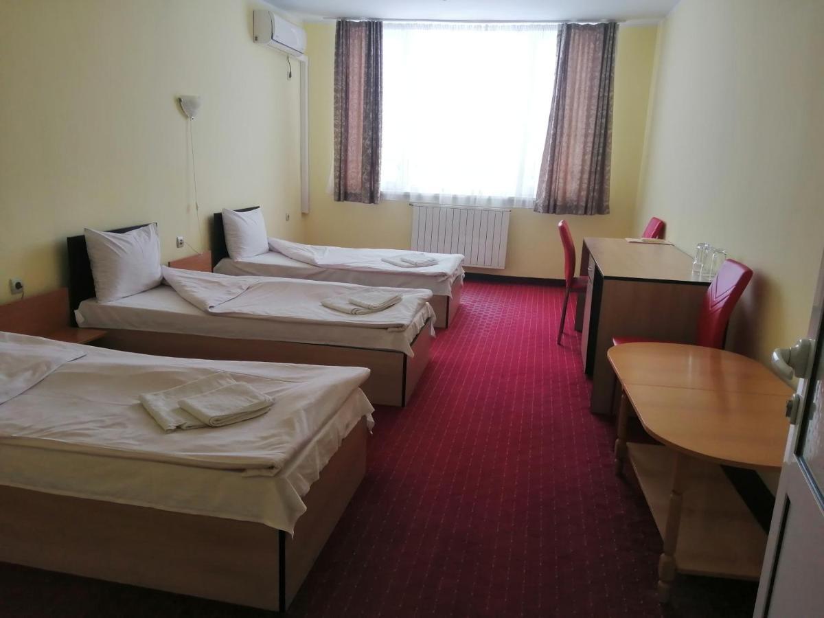 Hotel Panorama Gabrovo Kültér fotó